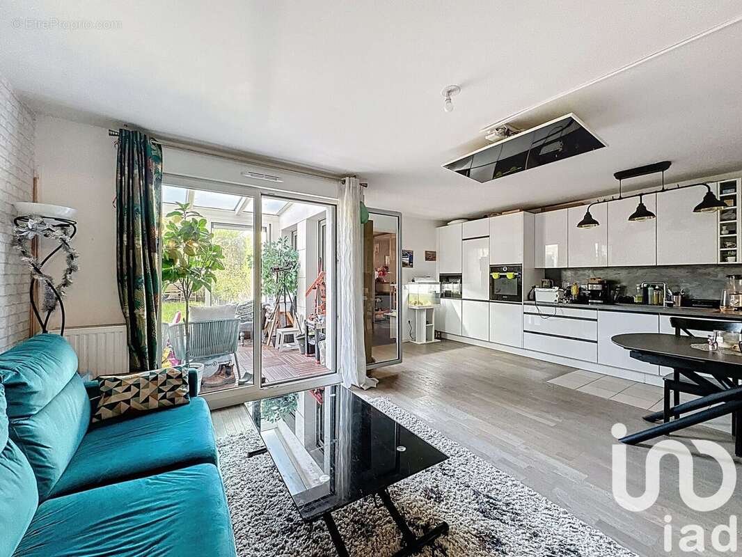 Photo 5 - Appartement à ASNIERES-SUR-SEINE