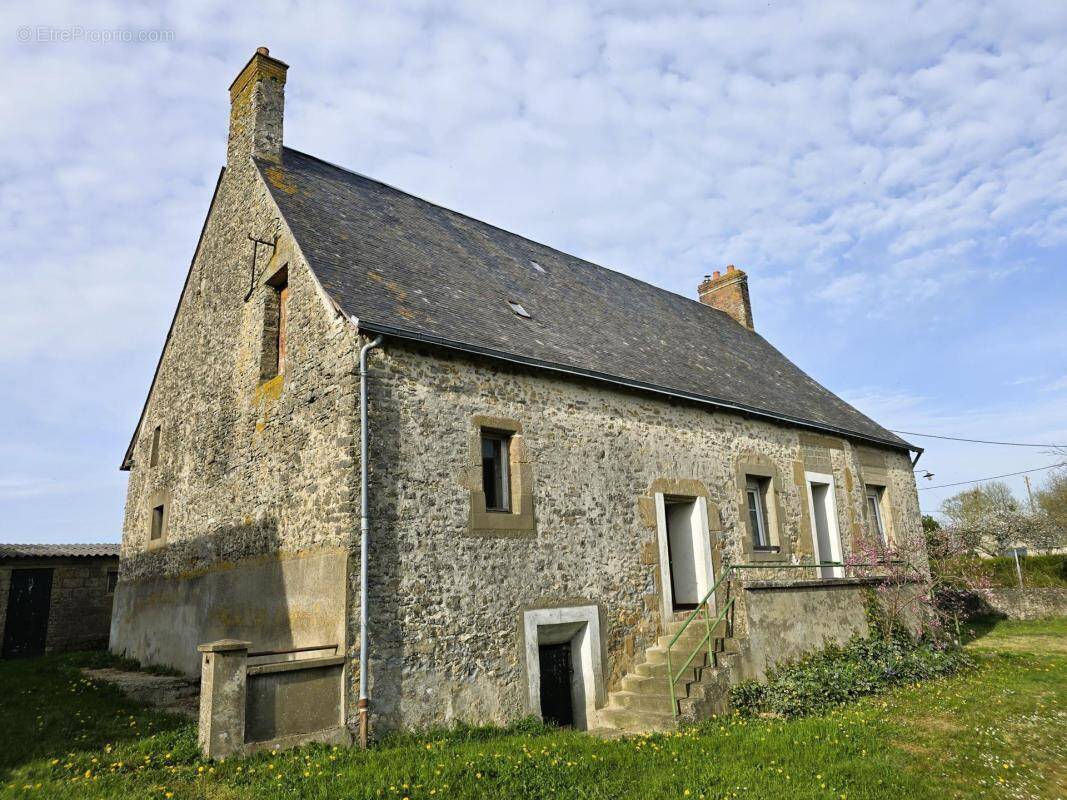 Maison à EVRON