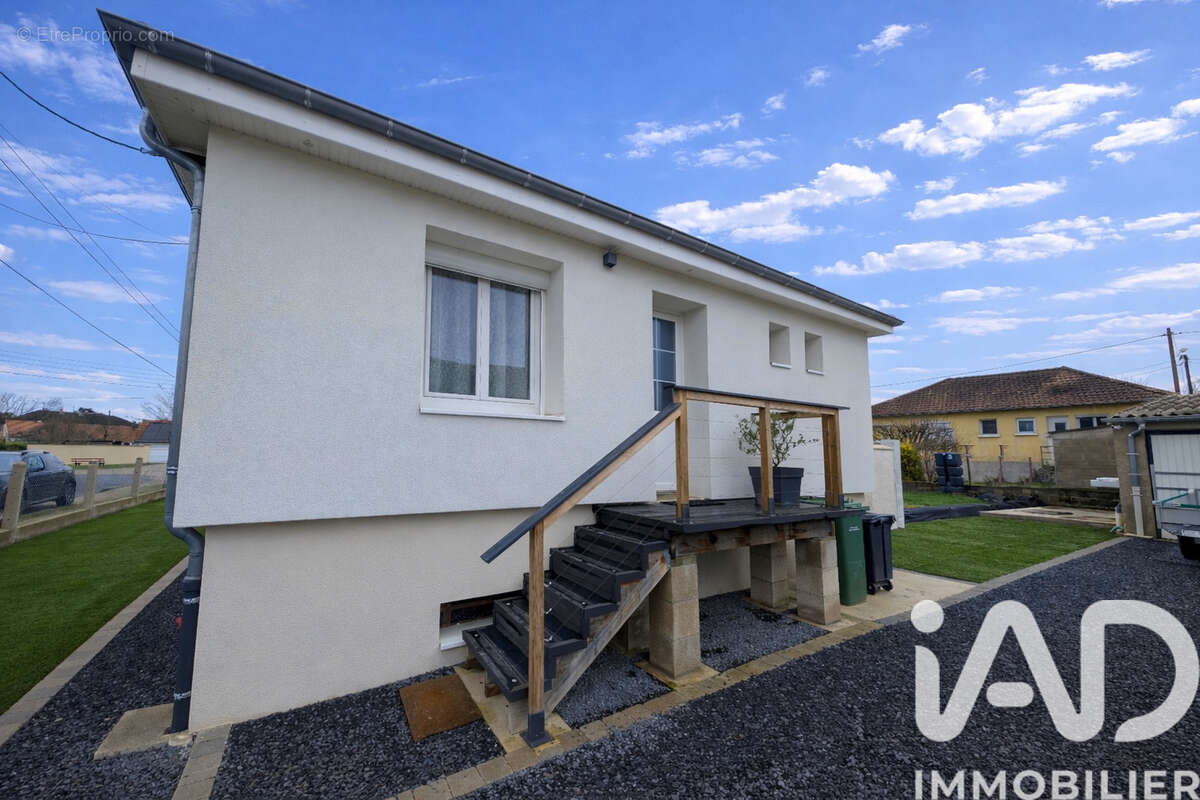 Photo 4 - Maison à YZEURE