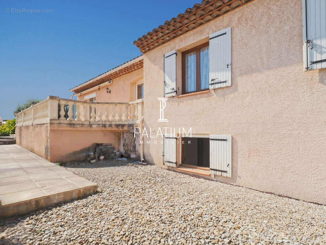 Maison à PIERREVERT