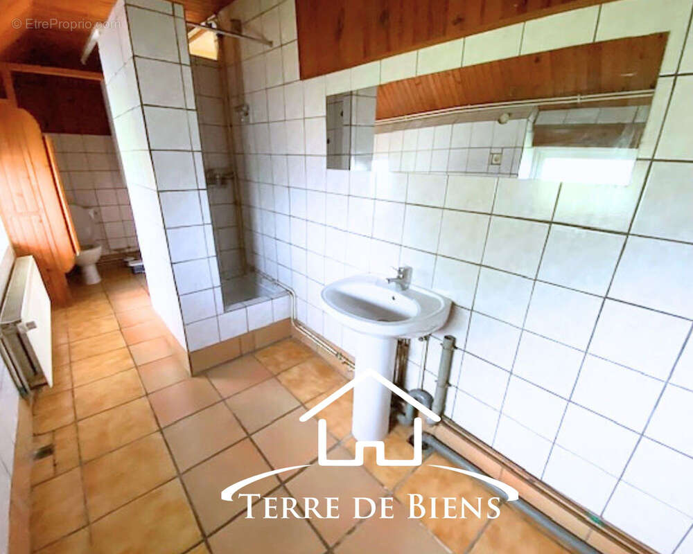 Maison à VIC-SUR-AISNE