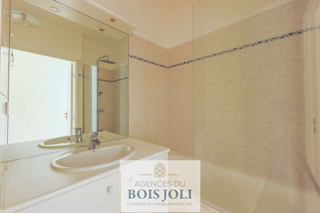 Appartement à ISSY-LES-MOULINEAUX