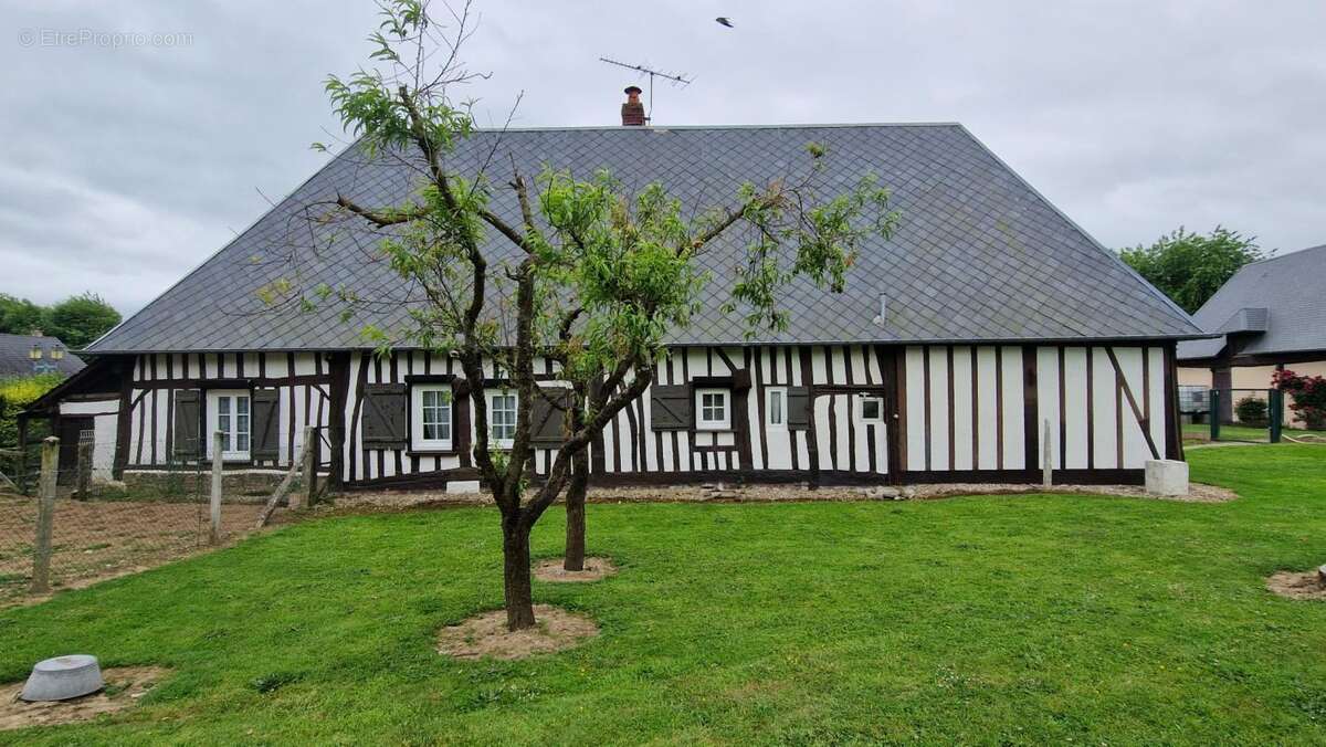 Maison à BOURGTHEROULDE-INFREVILLE