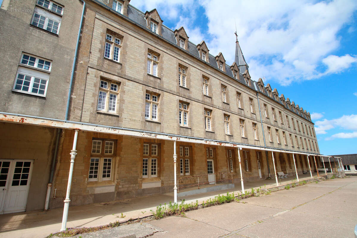 Appartement à SAINT-PIERRE-EGLISE