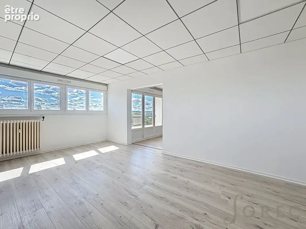 METZ QUEULEU F4 de 71m² avec balcon - photo 3