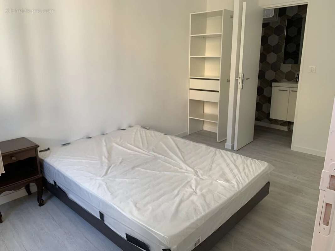 Appartement à MARSEILLE-4E