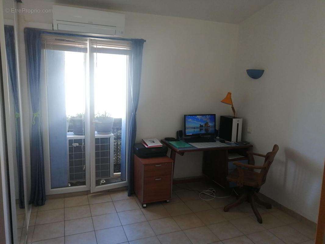Appartement à MEZE