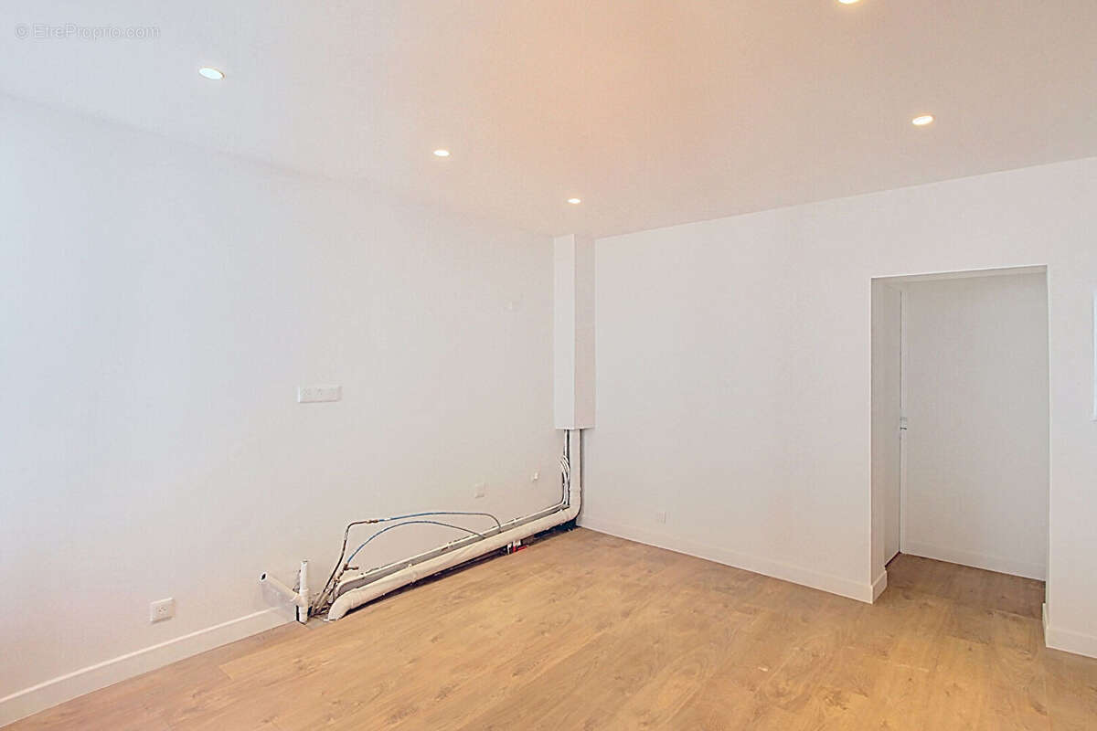 Appartement à LORGUES