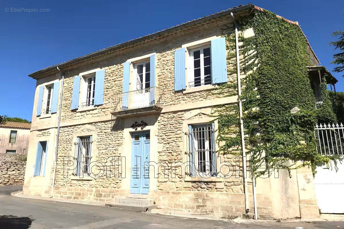 Maison à JUNAS