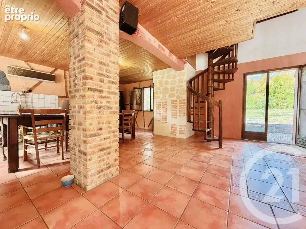 Maison située en campagne - photo 6