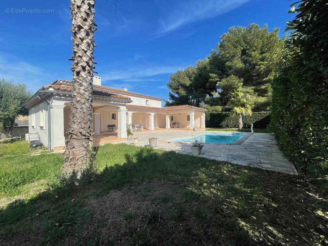 Maison à SANARY-SUR-MER