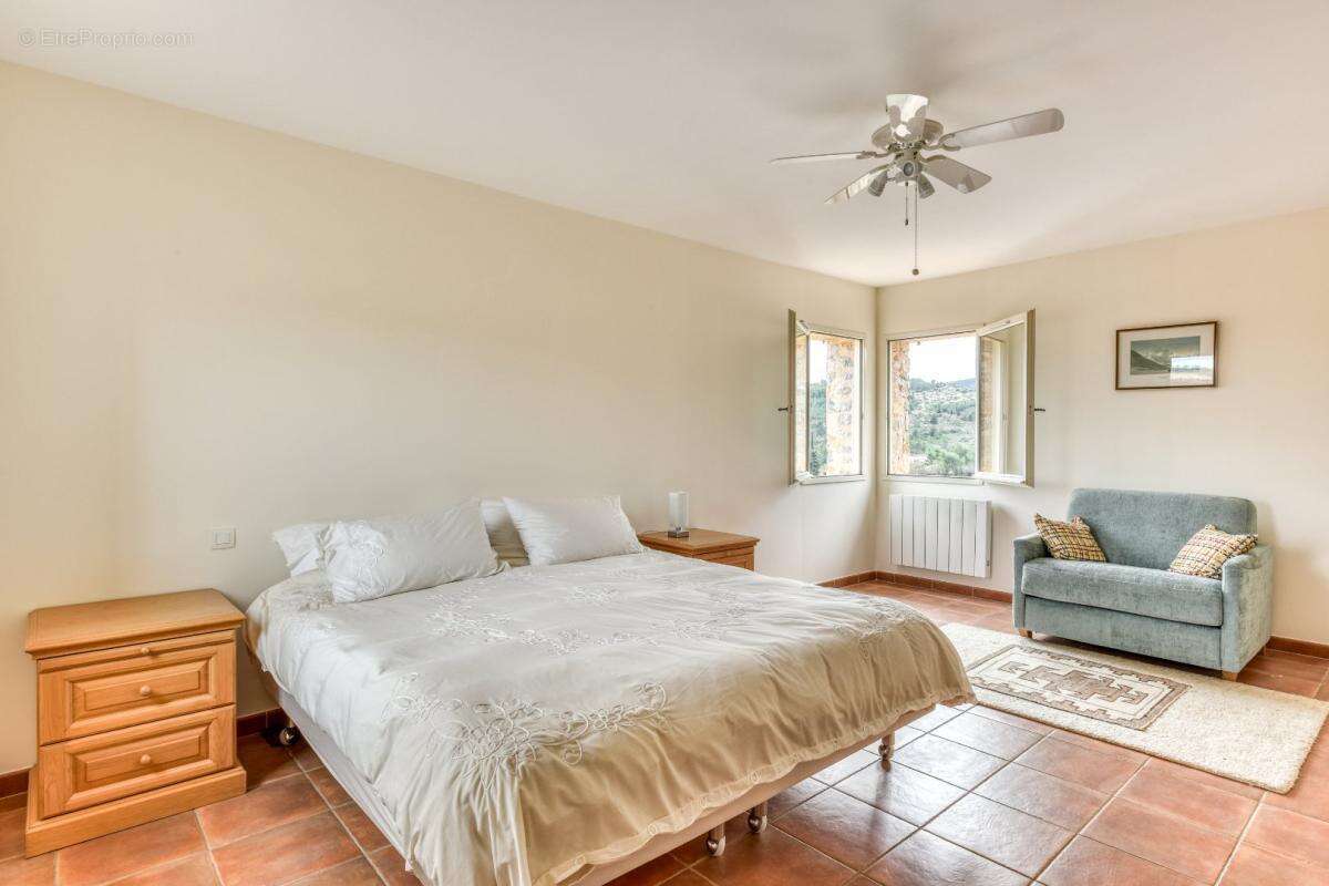 Maison à DURBAN-CORBIERES