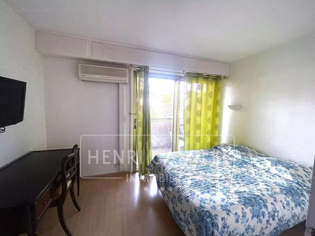 Commerce à LE CANNET