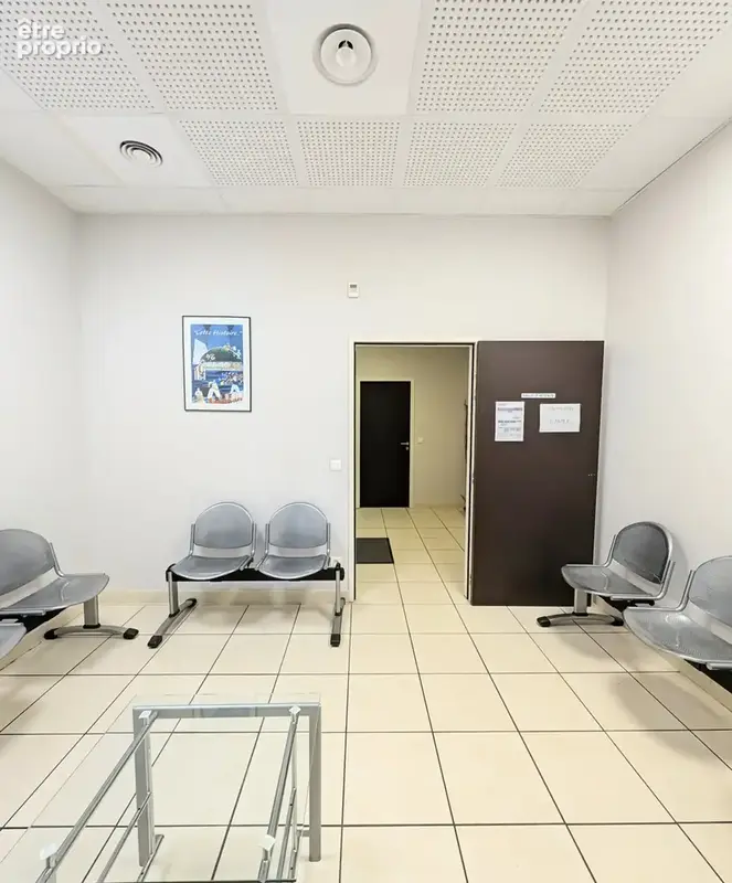 Murs commerciaux/professionnels bureaux centre ville de Sète - photo 5