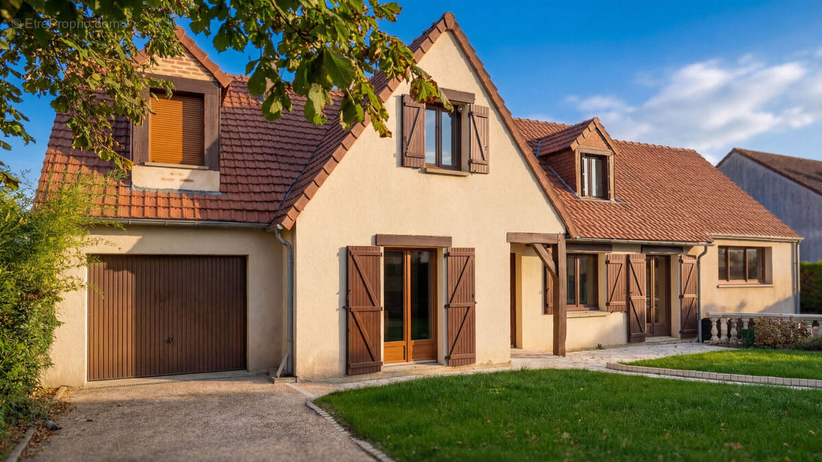 Maison à JOUE-LES-TOURS