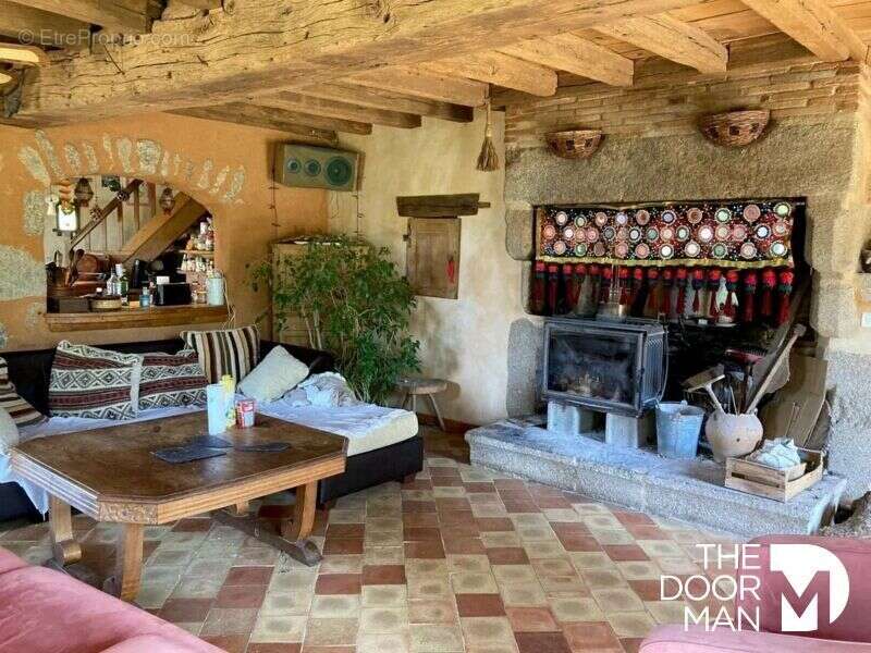 Maison à BEAULIEU-SOUS-PARTHENAY