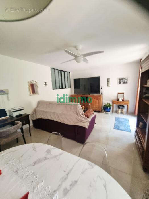 Exclusivité Draguignan dans résidence standing bel F2 de 63m rez de jardin parking cave 178500€ crn2408 dpe c - photo 8