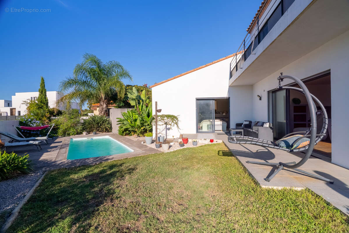 Maison à SAINT-CYPRIEN