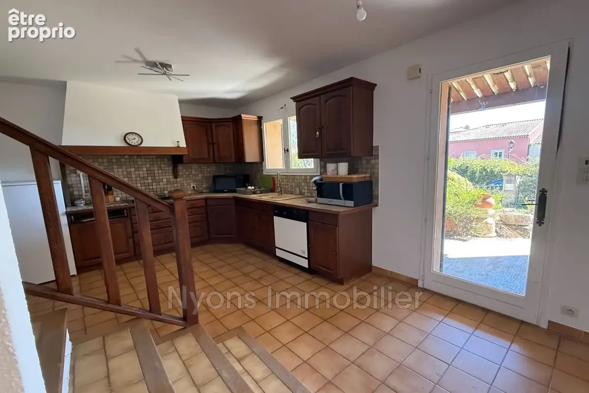 Maison 4 pièces 91 m² à vendre à Vinsobres (26110) - photo 9