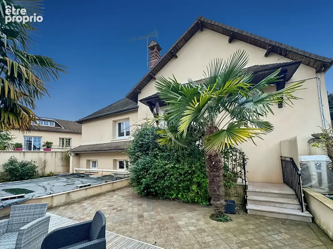 Photo Maison à Les Alluets-Le-Roi au prix de 635 000€