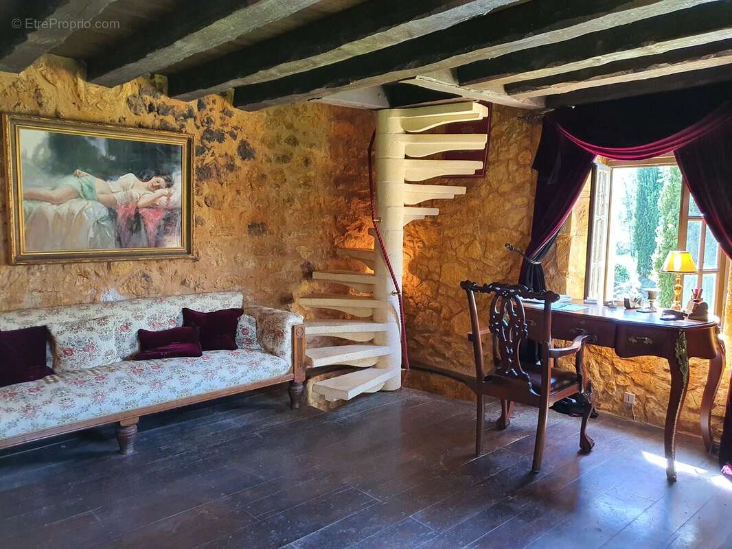 Maison à MONFLANQUIN