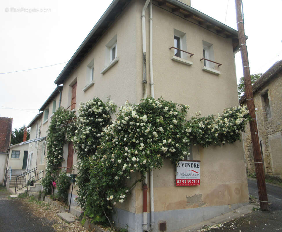 Maison à LE PONT-CHRETIEN-CHABENET