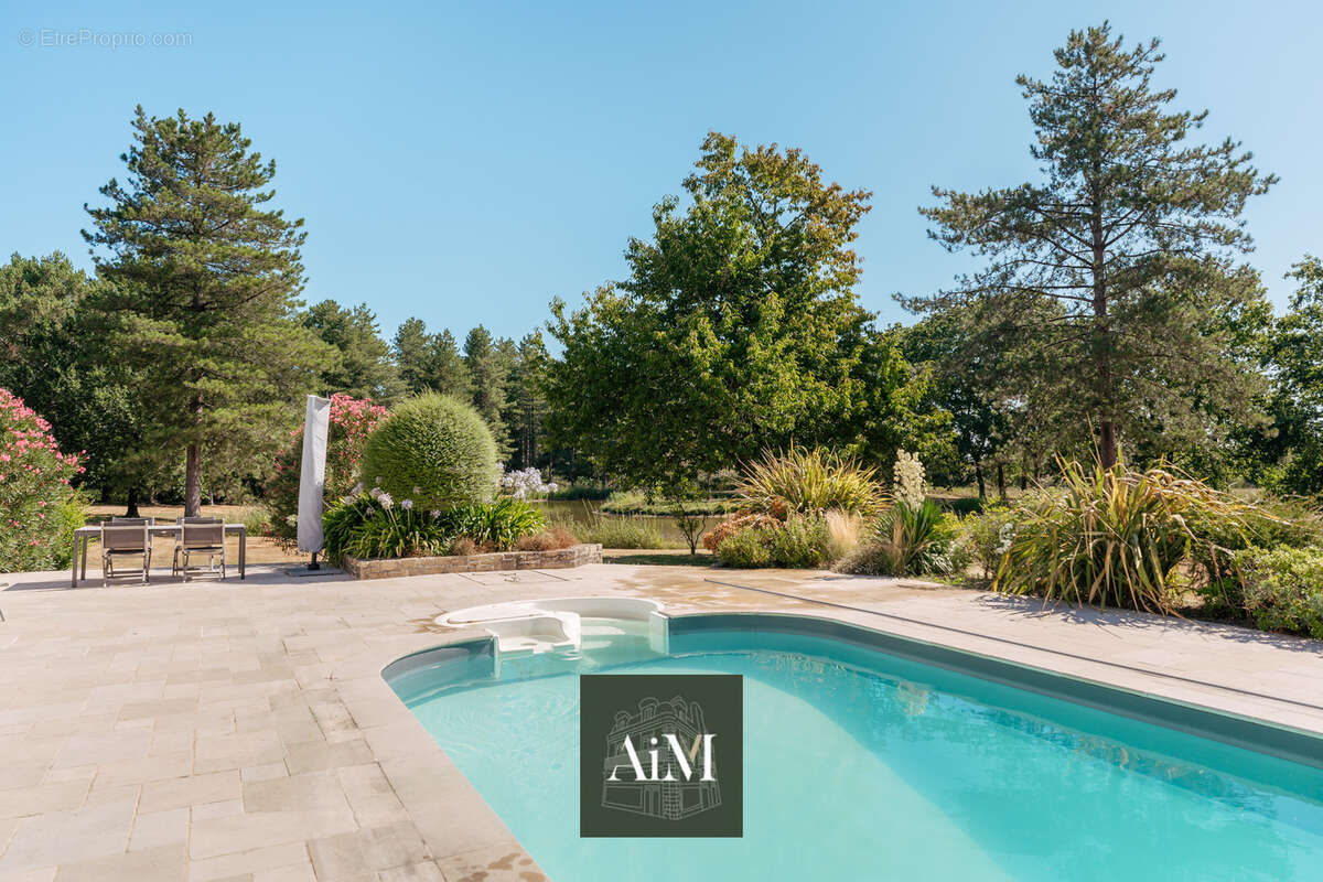 Propriété de prestige à vendre à Vannes- Domaine de plus de 3 hectares avec étang - photo 24