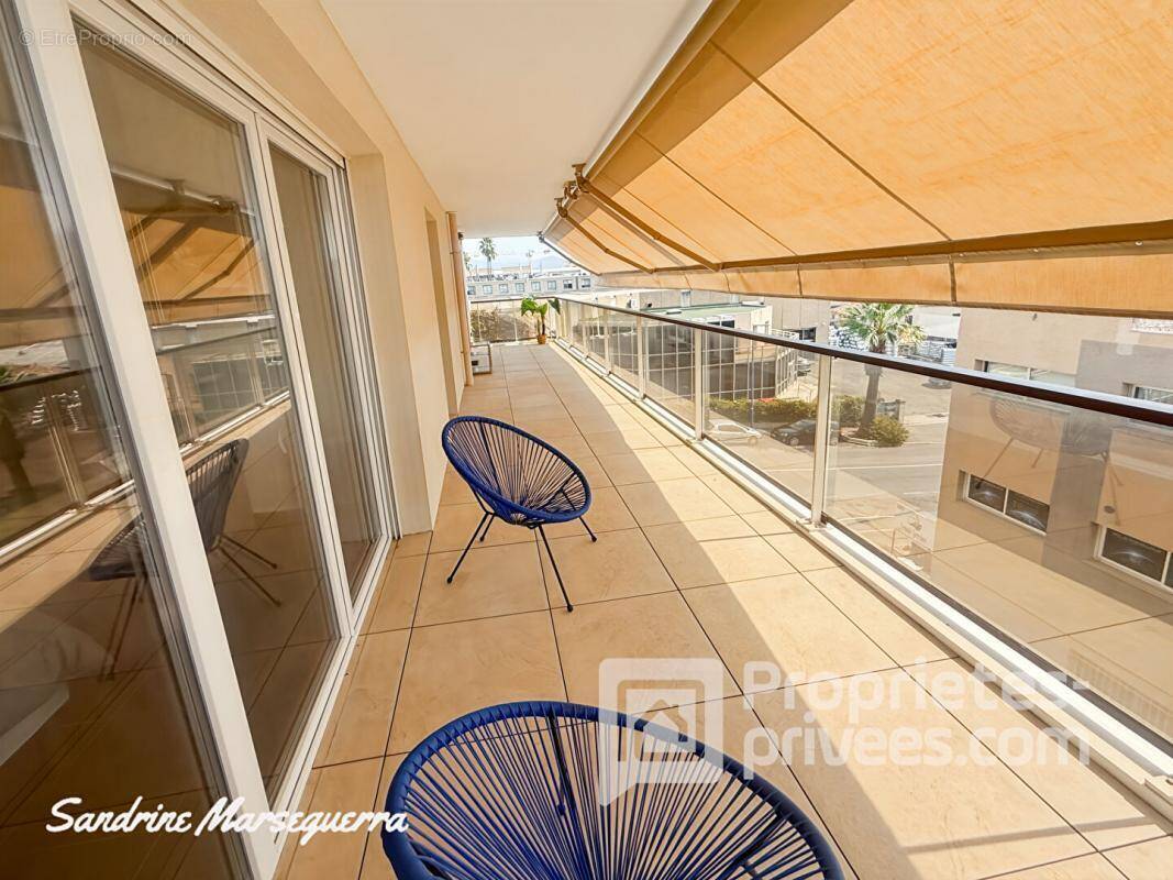 Appartement à VILLENEUVE-LOUBET