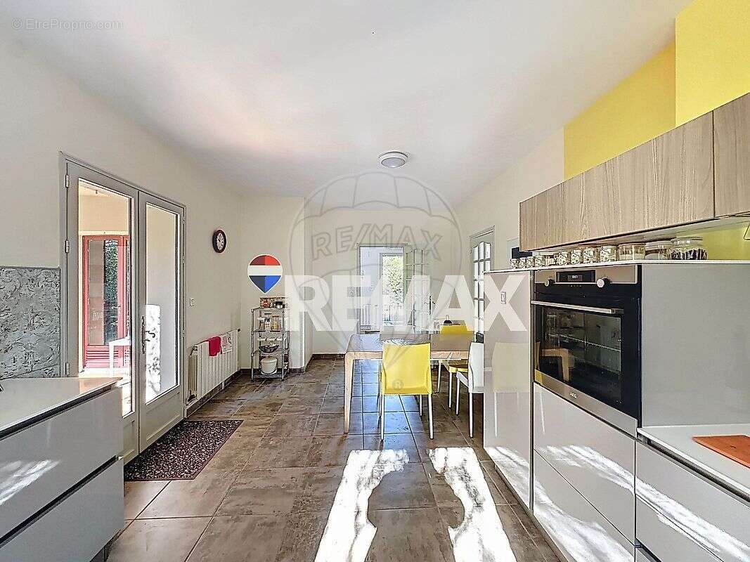 Maison à BOISSET-ET-GAUJAC