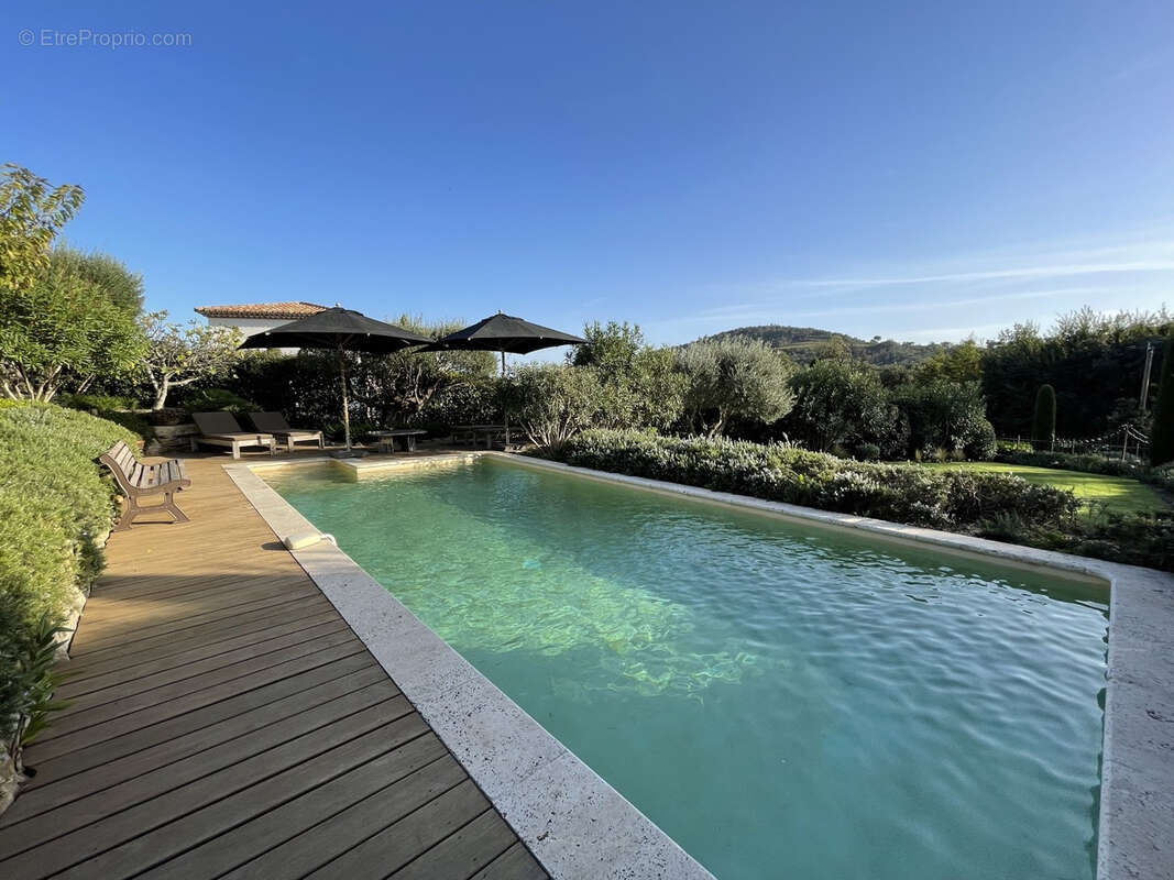 Maison à PLAN-DE-LA-TOUR