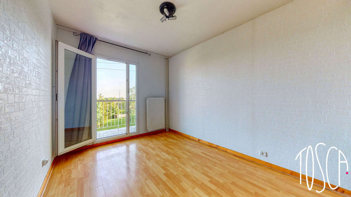 Appartement à THIAIS
