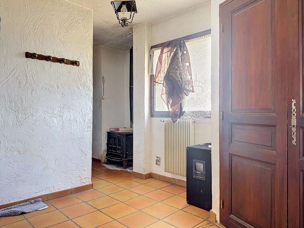 Villa individuelle divisée en 2 appartements – Bonson - photo 27
