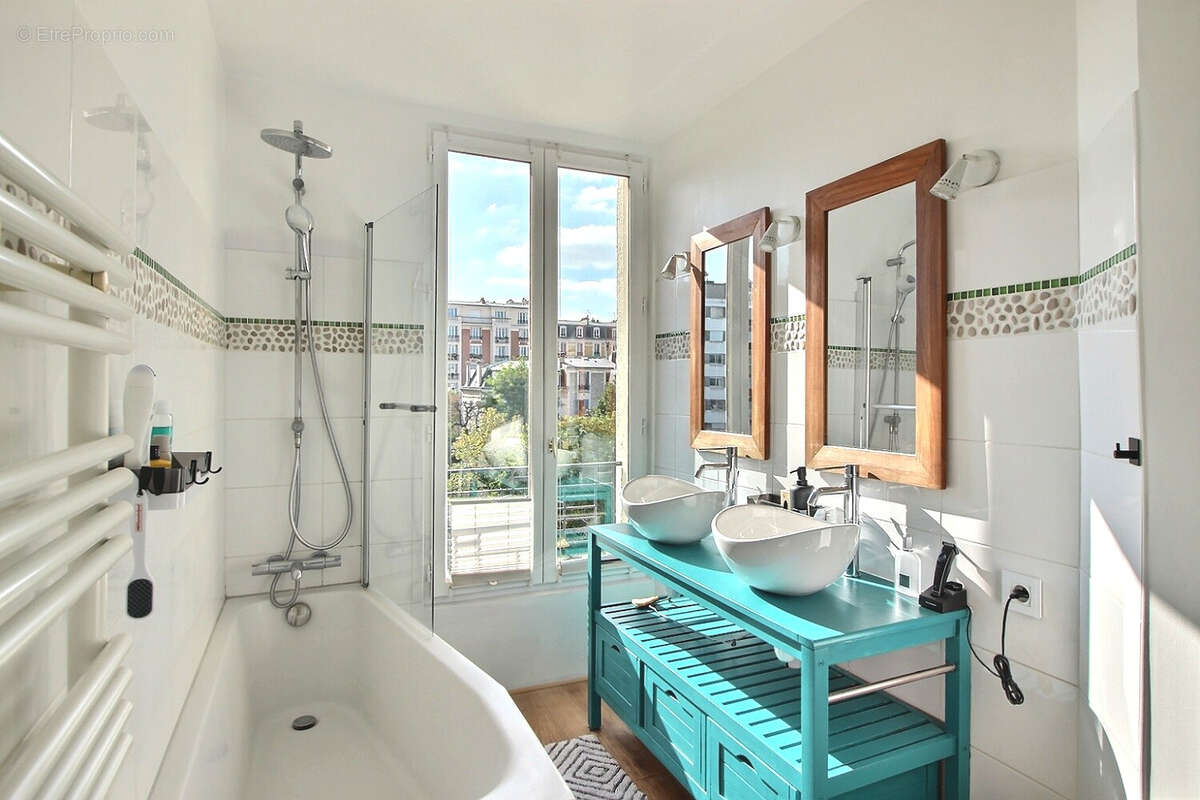 Appartement à BOIS-COLOMBES