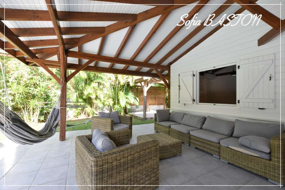 LES TROIS ILETS VILLA P6 bis -165 m² Hab / - Terrain de 986 m² - Piscine - Plain pied - A Vendre Martinique (972) - photo 20