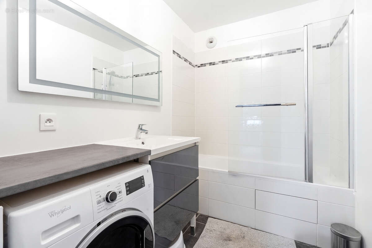 Appartement à COLOMBES