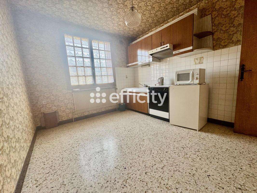 Maison 120 m² à Thiers  - photo 5