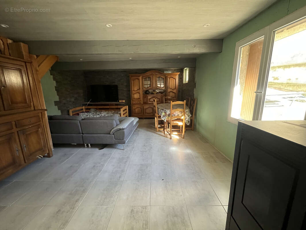 Maison à JONQUIERES