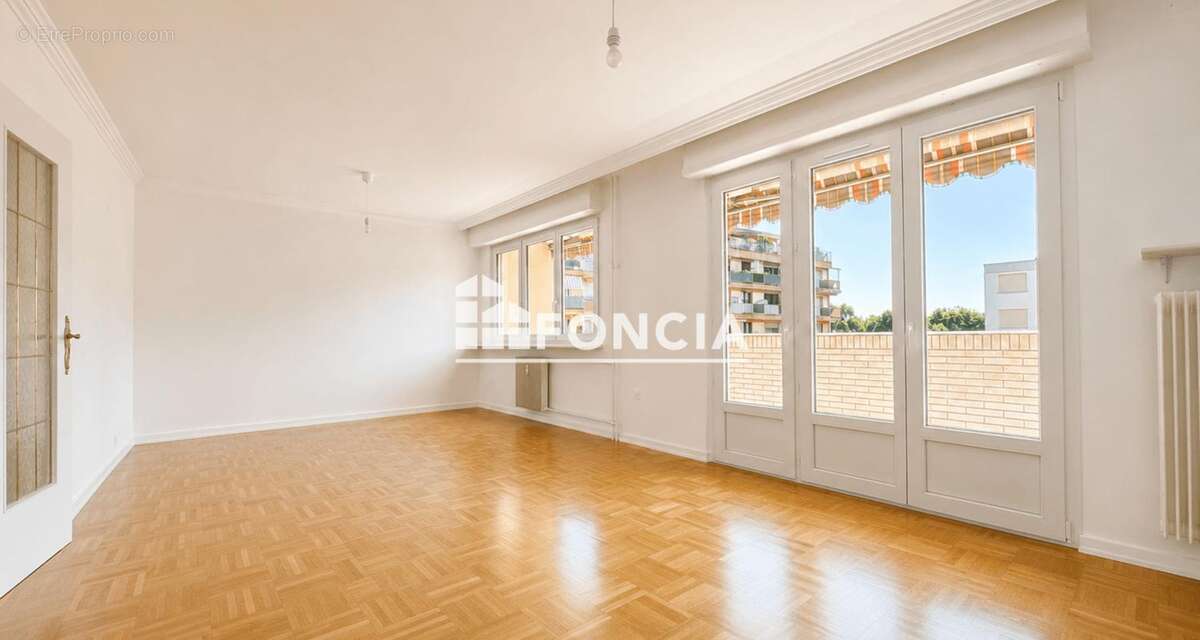 Magnifique appartement au NEUDORF, Rue Saint-Hippolyte - photo 2