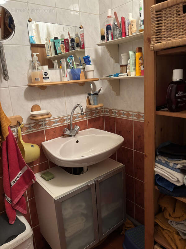 Maison à SAINT-DENIS-DE-JOUHET