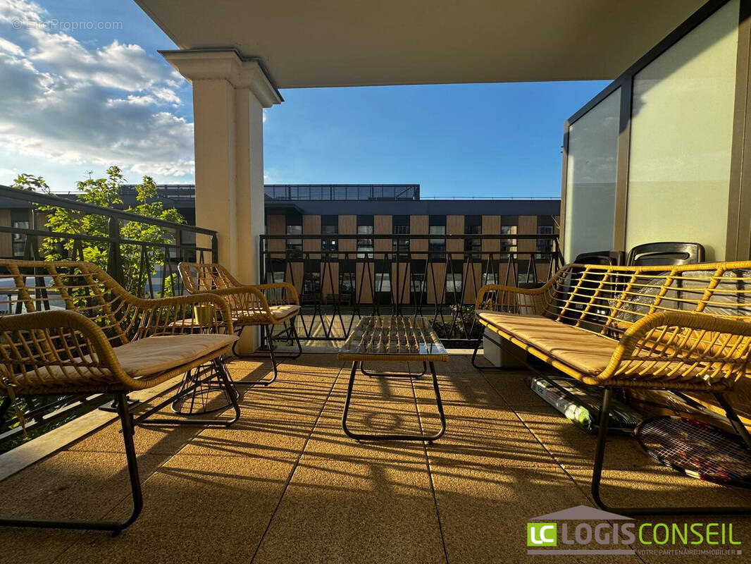 Appartement à LE PLESSIS-ROBINSON