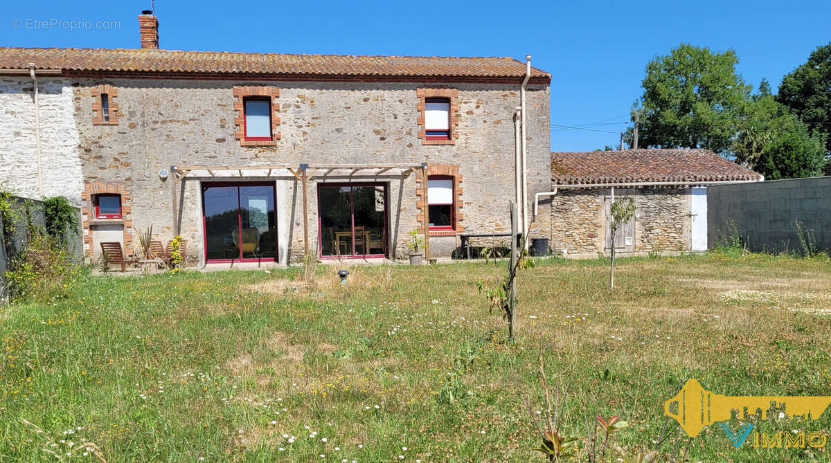 Maison à LA LIMOUZINIERE