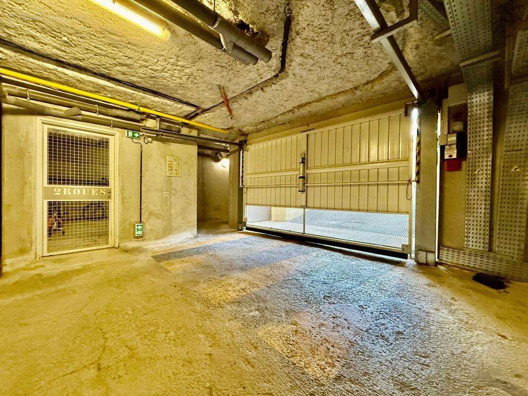 Appartement à LA COLLE-SUR-LOUP