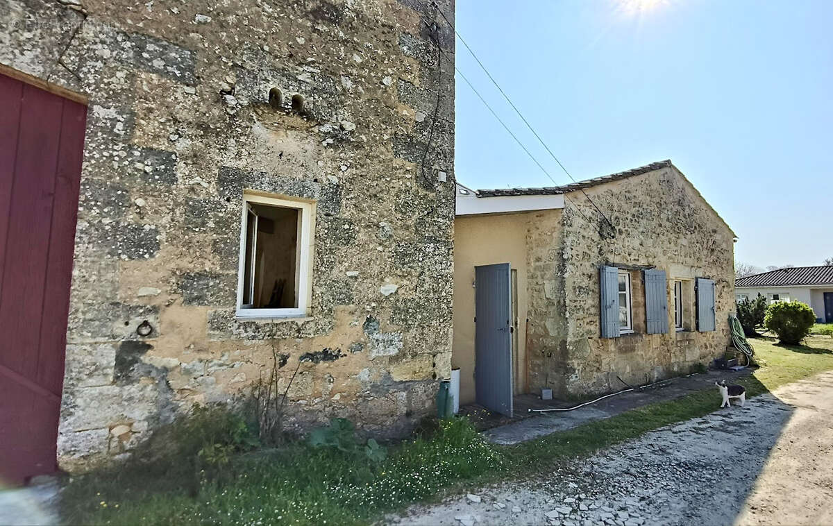 Maison à PLASSAC