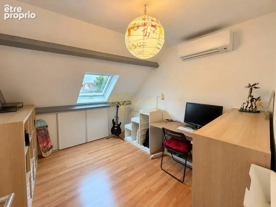 Maison 5 pièces 115 m² · à Pontault-Combault · 115 m² · 367 000 €
