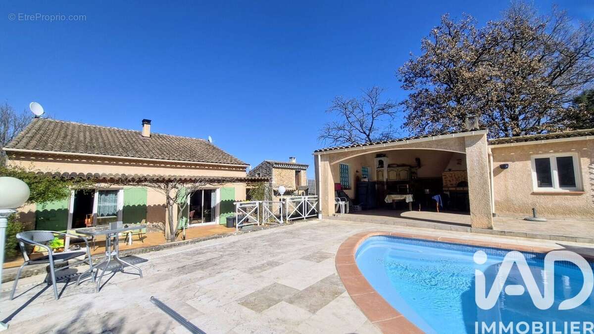 Photo 3 - Maison à MONTMEYAN