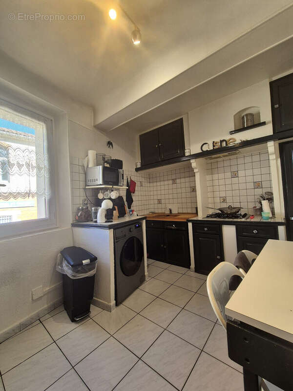 Appartement à MARSEILLE-11E