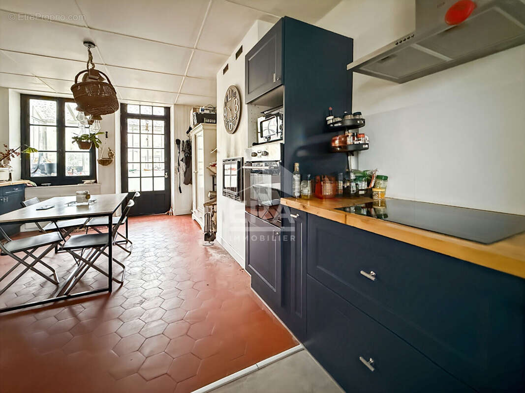 Maison à PARAY-DOUAVILLE