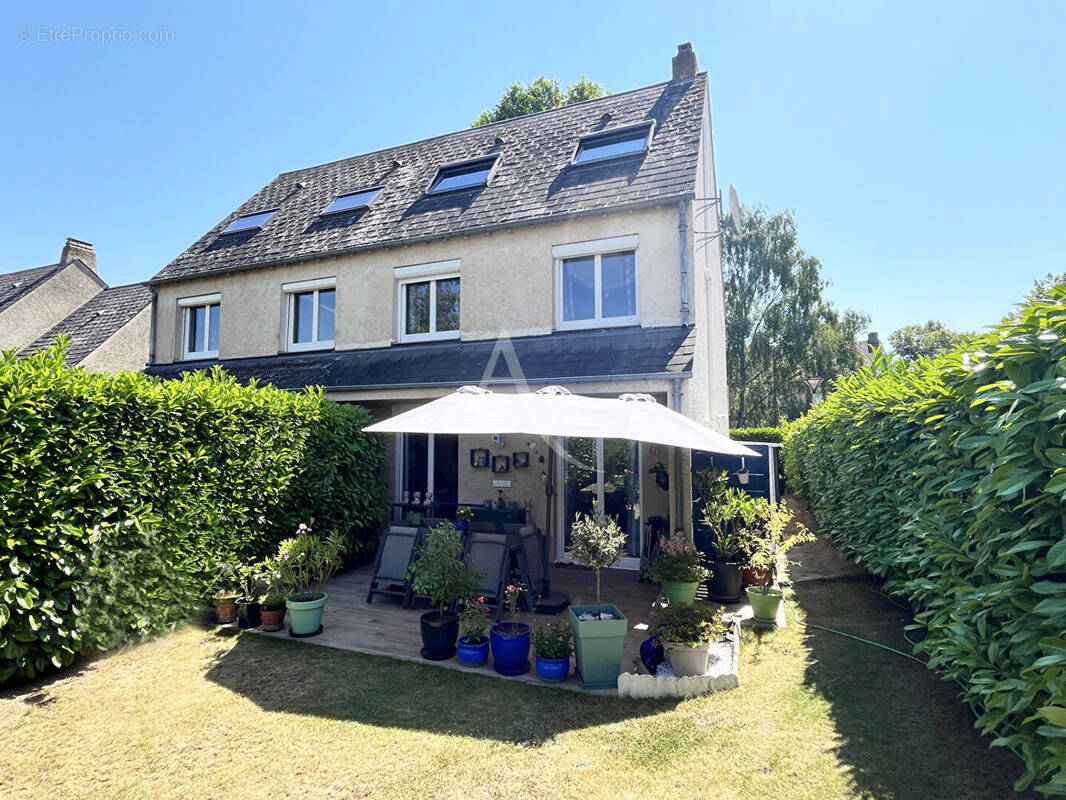 Maison à DOURDAN