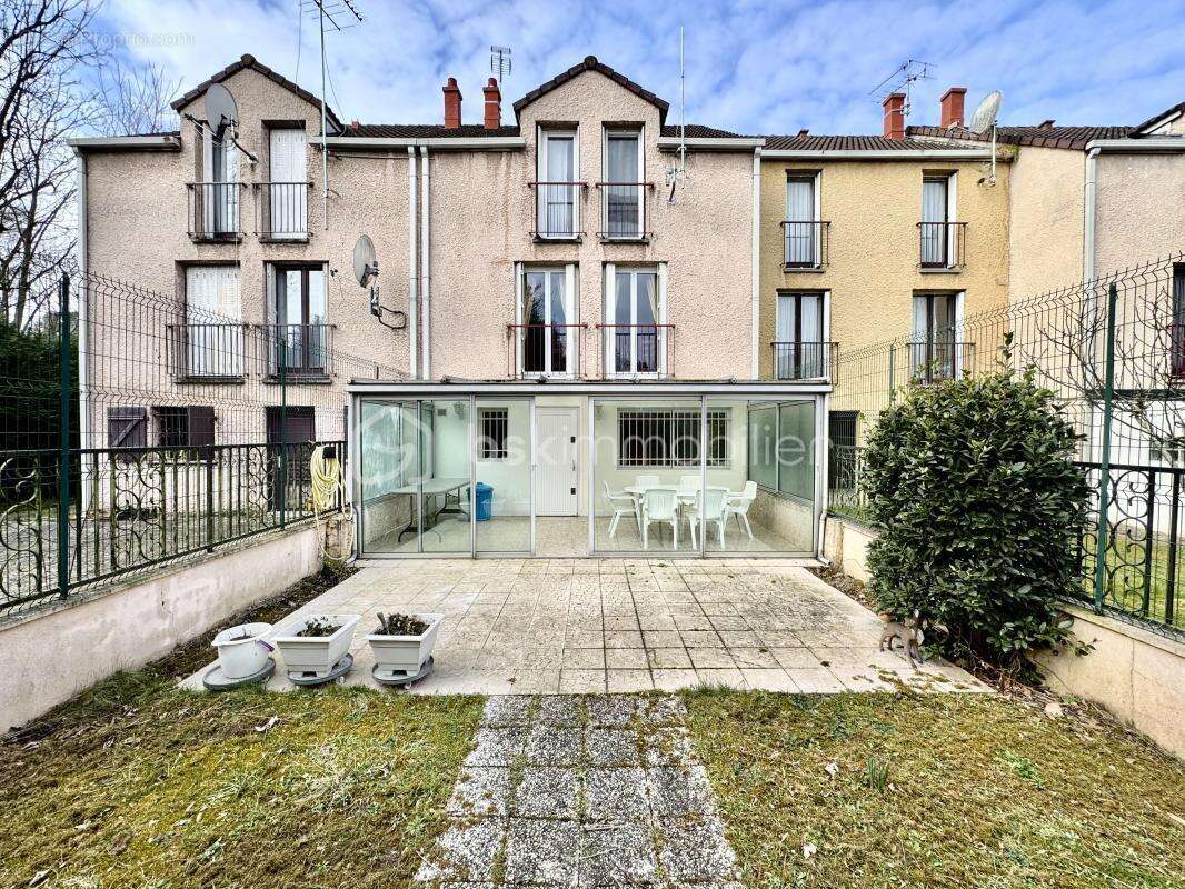 Maison à AULNAY-SOUS-BOIS
