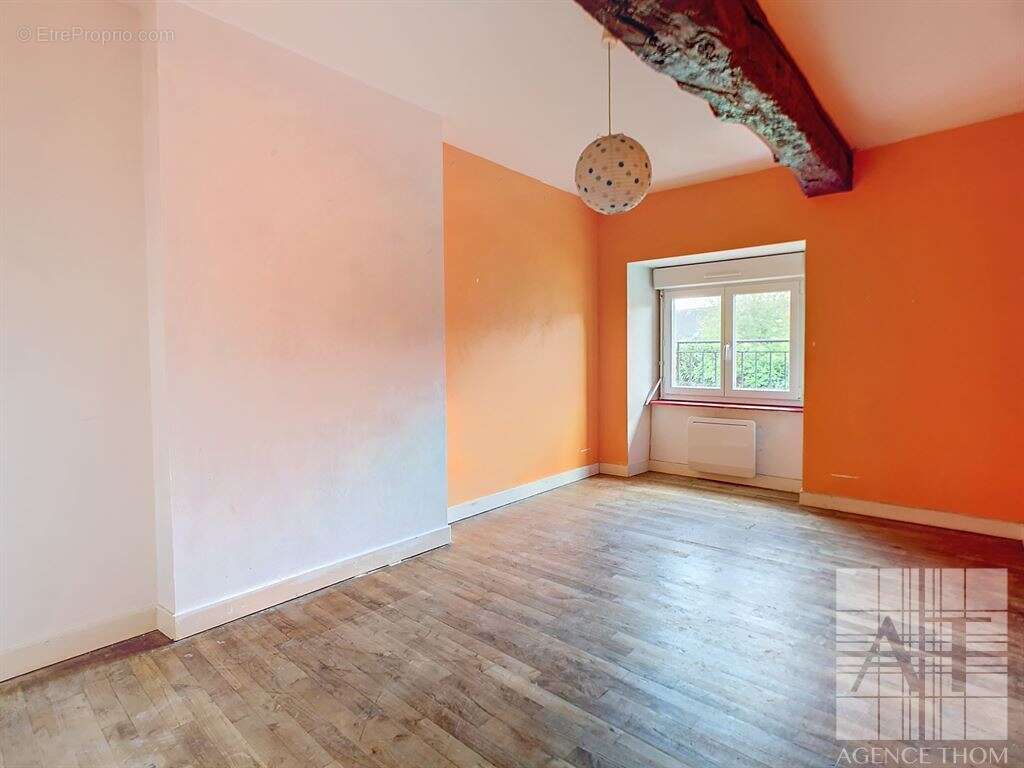 Maison à LONGAULNAY